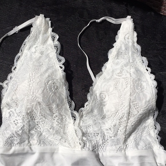 🎊2/$40🎊New! Sexy White Lace Bodysuit - Picture 2 of 7